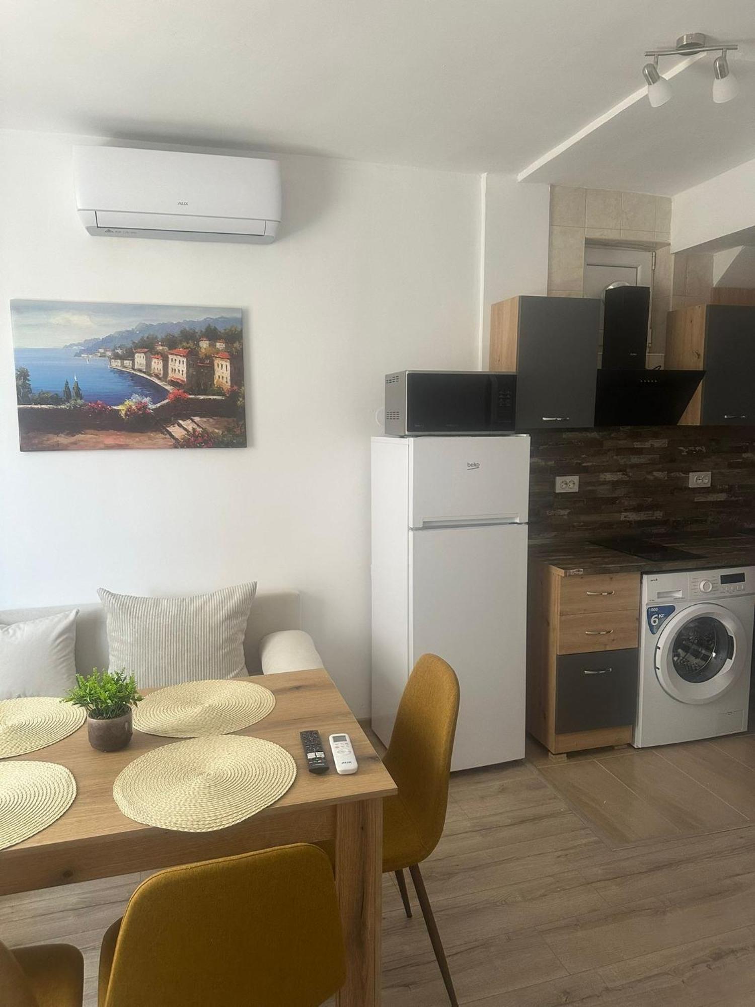 Amirov Garden - Free Parking & Free Beach Area Kranewo Exterior foto